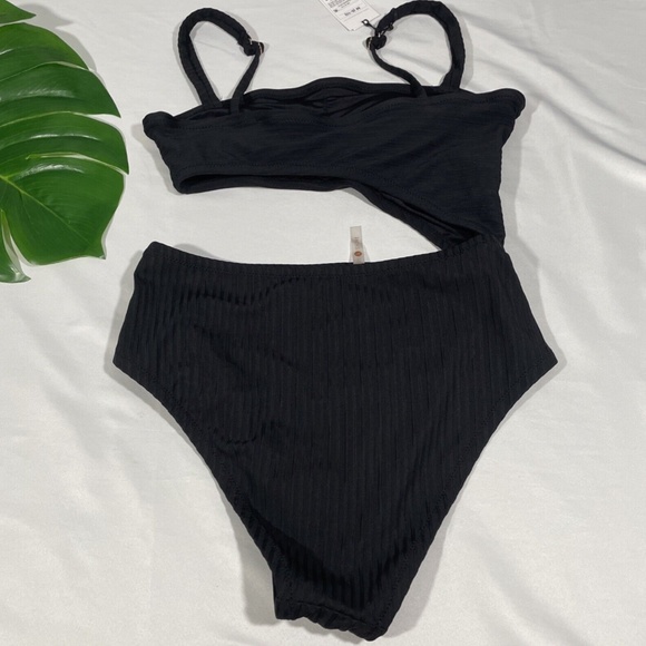 NWT Shade & Shore [ Medium ] Ribbed Cut Out One Piece Swimsuit in‎ Black - Picture 8 of 11